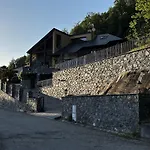 Les Bosquitos Chalet